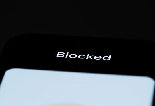 how do you know if someone blocked you on imessage
